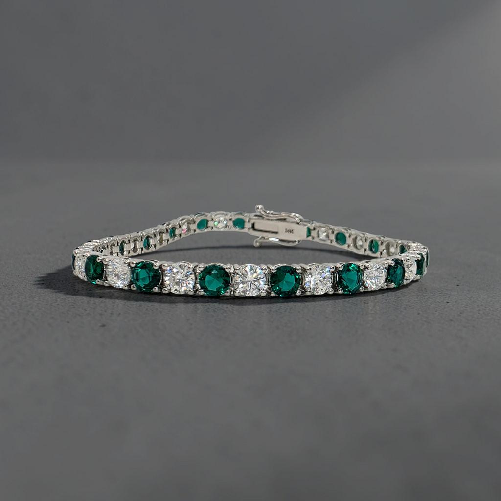11.00 CTW D VS Round Lab-Grown Diamond and Emerald Alternating Tennis Bracelet, in white gold, front view