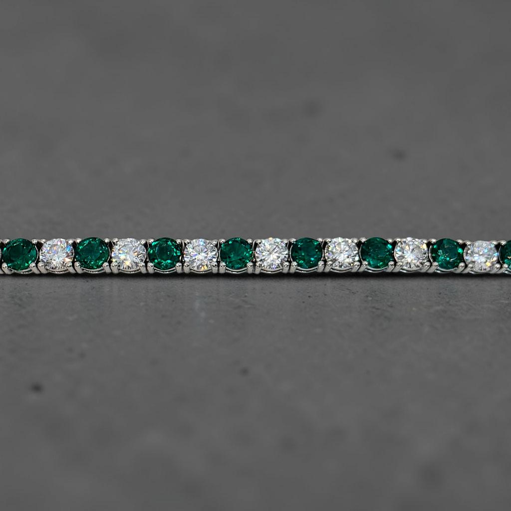 11.00 CTW D VS Round Lab-Grown Diamond and Emerald Alternating Tennis Bracelet, in white gold, front view