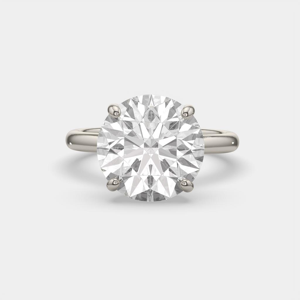 5.00 Ct E VS1 Round Brilliant Solitaire Diamond Ring, in white gold, front view