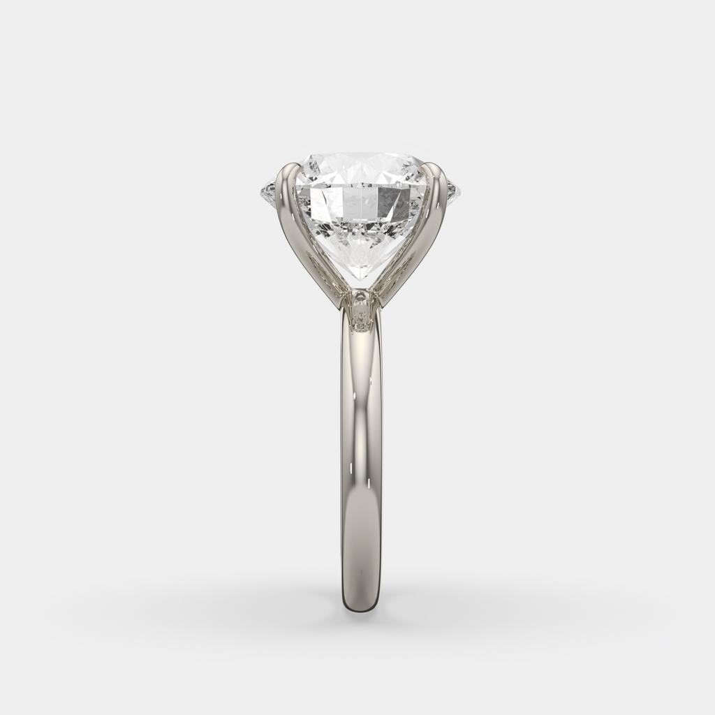 5.00 Ct E VS1 Round Brilliant Solitaire Diamond Ring, in white gold, front view
