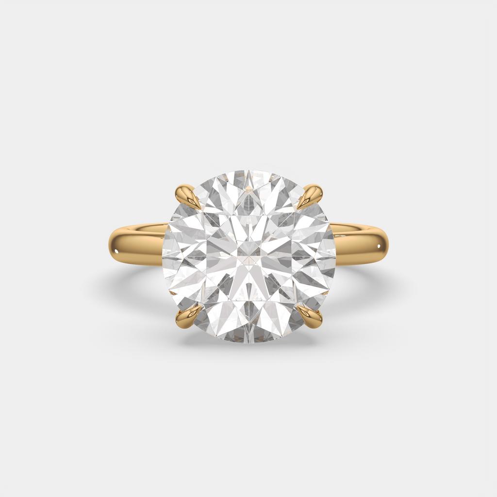 5.00 Ct E VS1 Round Brilliant Solitaire Diamond Ring, in yellow gold, front view