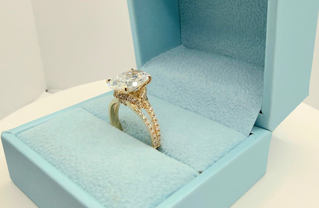 4.60 Carat E VS1 Oval Diamond Engagement Ring IGI Certified Lab Grown 14k Yellow