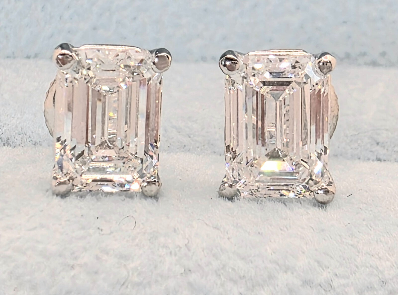 4 Ct Basket Set Emerald Cut E VVS2 Lab Grown Diamond Stud Earrings 14K Gold IGI