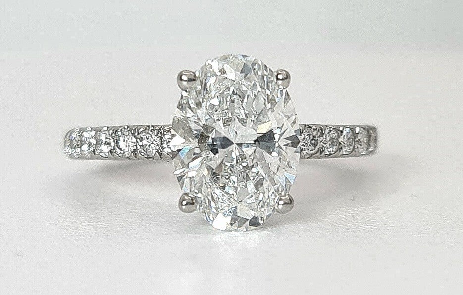 2.52 Ct E VS1 Lab Grown Oval Diamond Engagement Ring IGI Certified 14k White