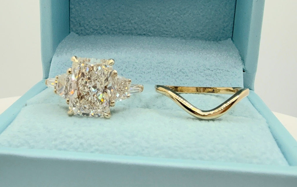 4.70 Ct E VS1 Radiant Lab Grown Diamond Ring IGI Certified 14k Gold W/ Band