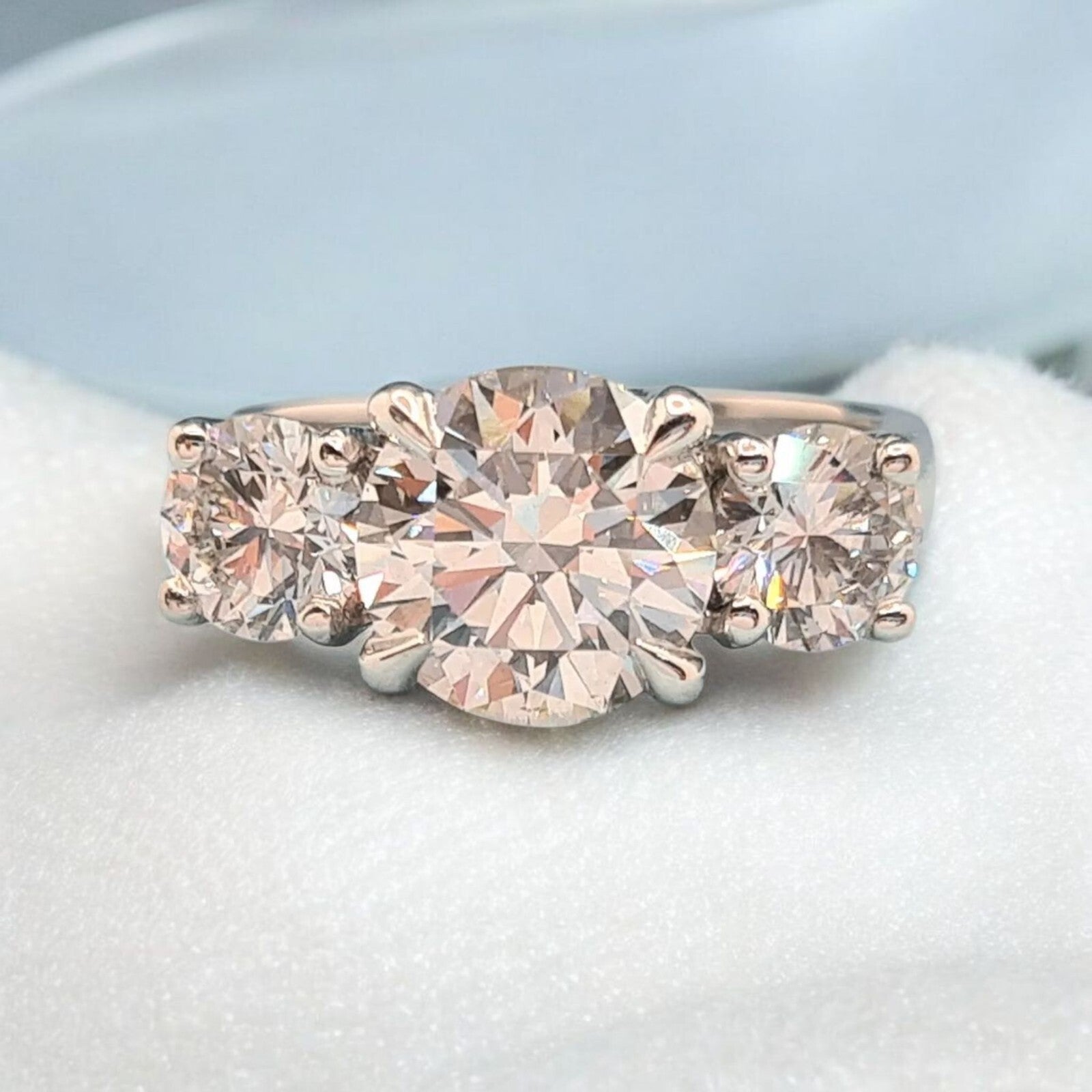 3.00 Ct D VS1 Lab Grown Round Diamond 3 Stone Engagement Ring IGI 14k