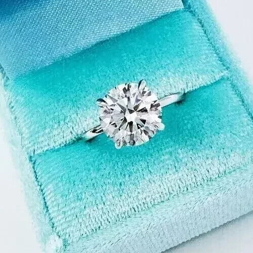 IGI Certified D VS1 Platinum 4.00 Carat Lab Grown Diamond Engagement Ring