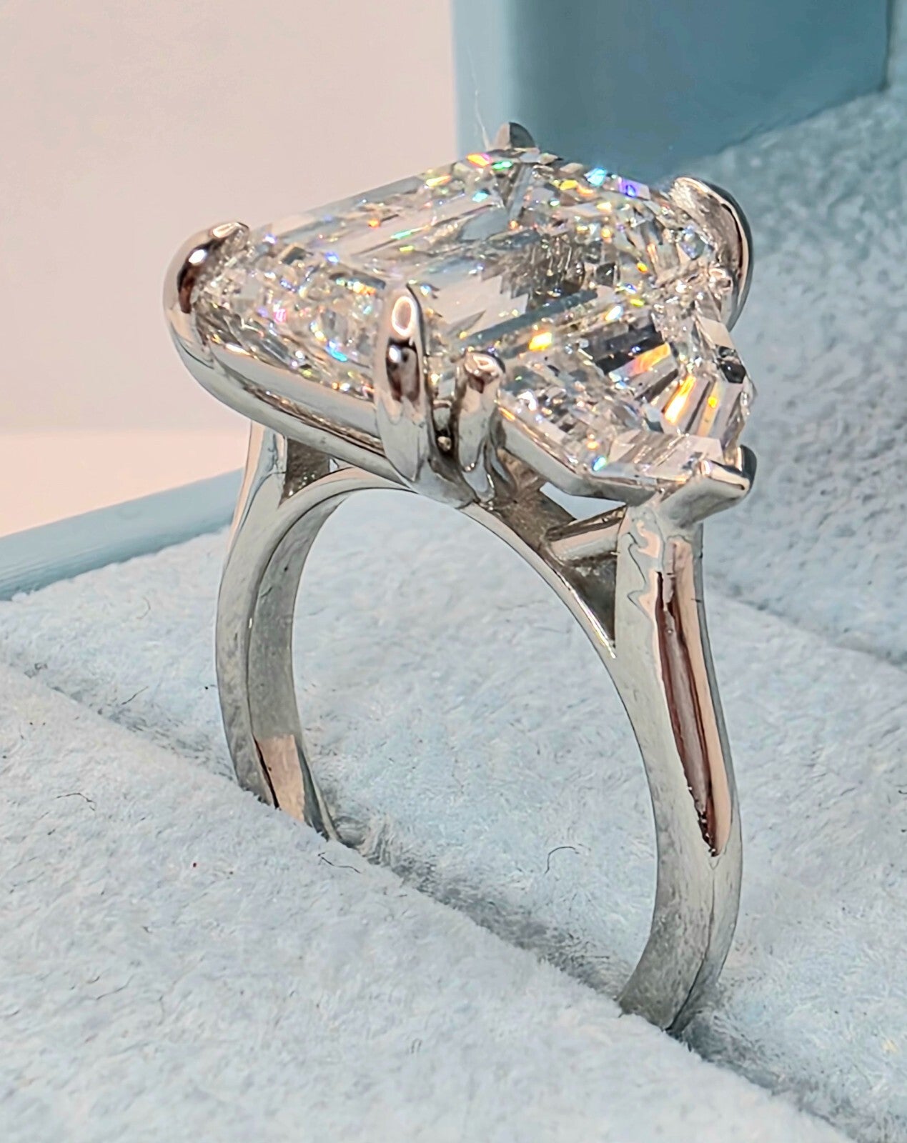 6.13 Ct  D VS1 Plat Emerald Cut Lab Grown Diamond Ring IGI Cert GIA Authenticate