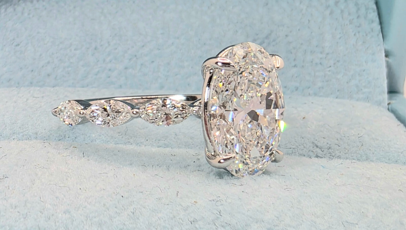 3.75 Ct E VS1 Lab Grown Oval Diamond Engagement Ring IGI Certified 14k White