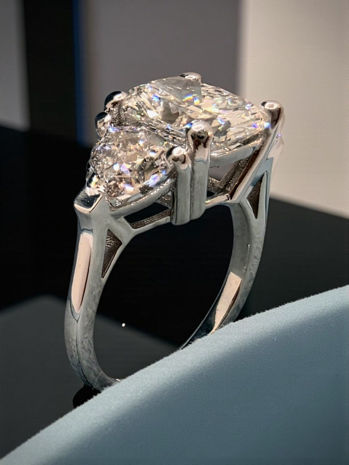 5.06 CT F VVS2 Lab Grown Cushion Diamond 3 Stone Ring IGI Certified