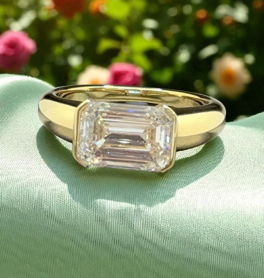 3.00 Ct IGI D VS1 Certified Emerald Cut Lab Grown Diamond Ring East West 14k