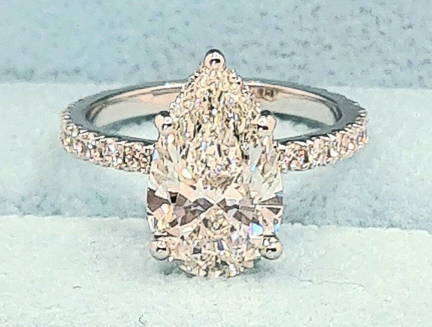 IGI 6 CT, Solitaire Lab-Grown Pear Diamond Engagement Ring, 950 Platinum