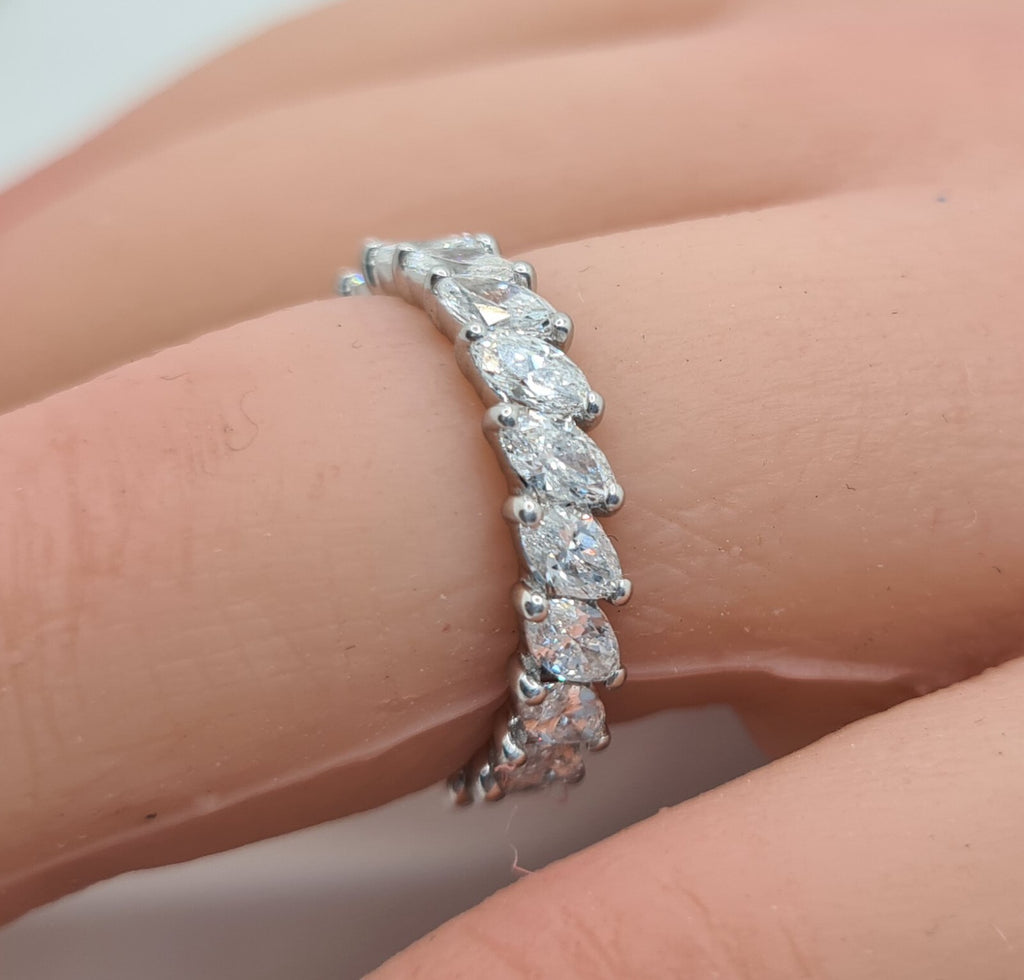 1.61 Ct E VS Round Lab Grown Marquise Diamond Band Set in 14k White Gold