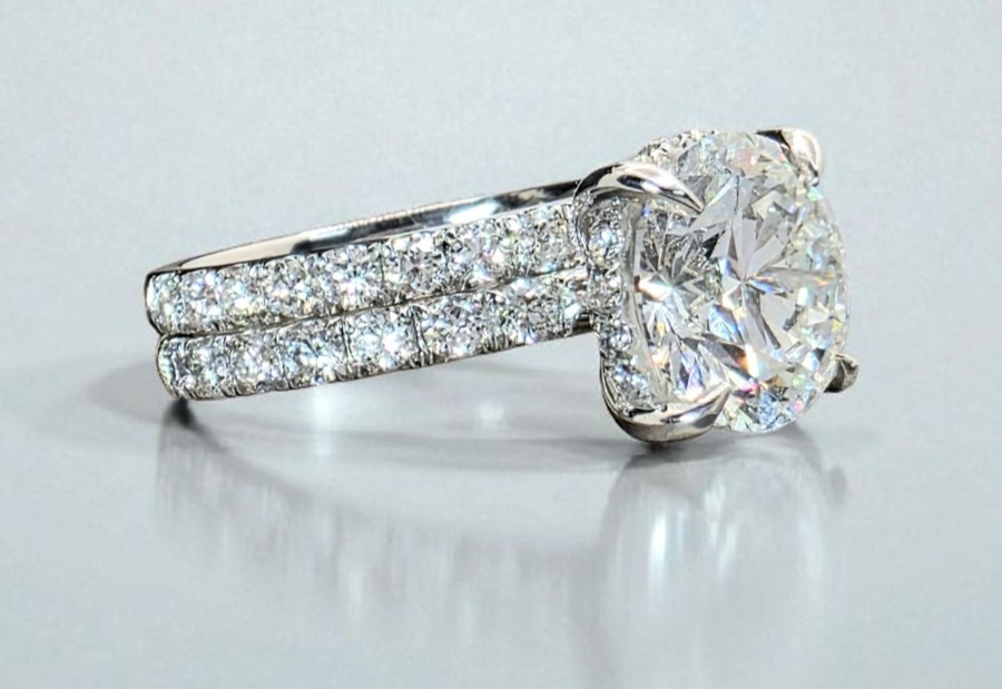 4.10 Ct D VS1 Round Lab Grown Platinum Diamond Engagement Ring Set IGI Certified