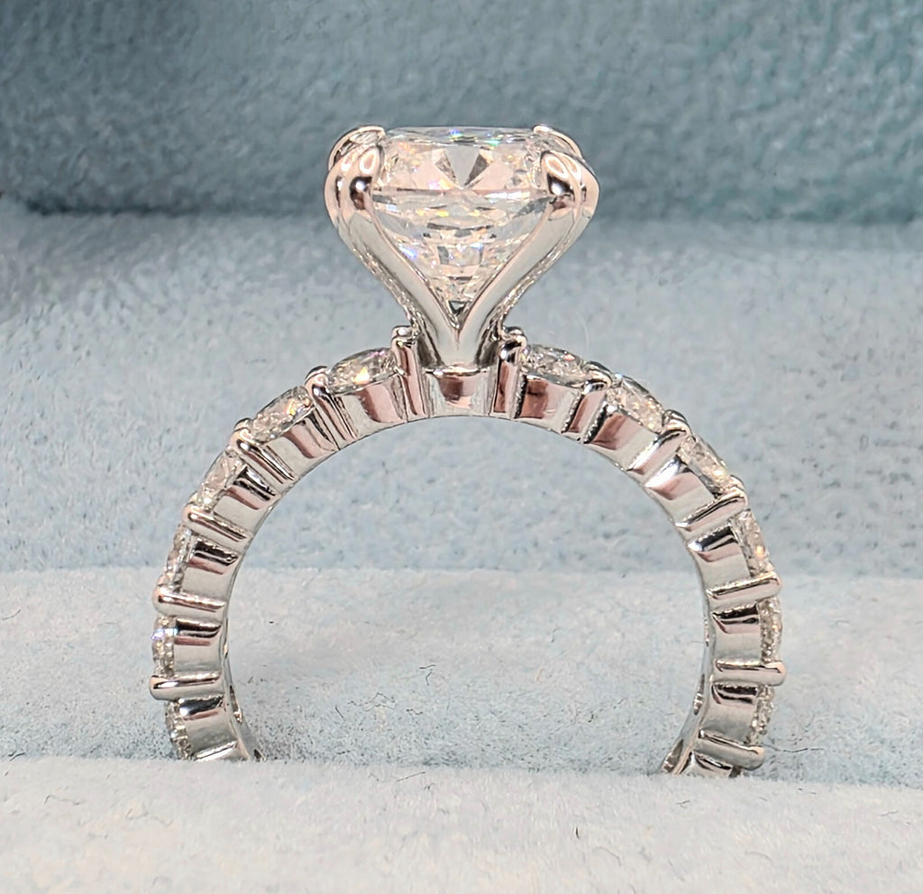 4.60 Ct D VS1 Cushion Diamond Engagement Ring IGI Certified Lab Grown 14k White