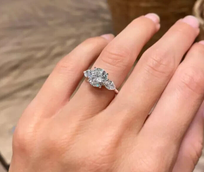 2.30 Ct Round Cut IGI Certified Lab Grown Diamond Wedding Ring 950 Platinum