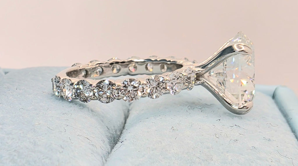 6.60 Ct E VS1 Round Diamond Engagement Ring IGI Certified Lab Grown Platinum