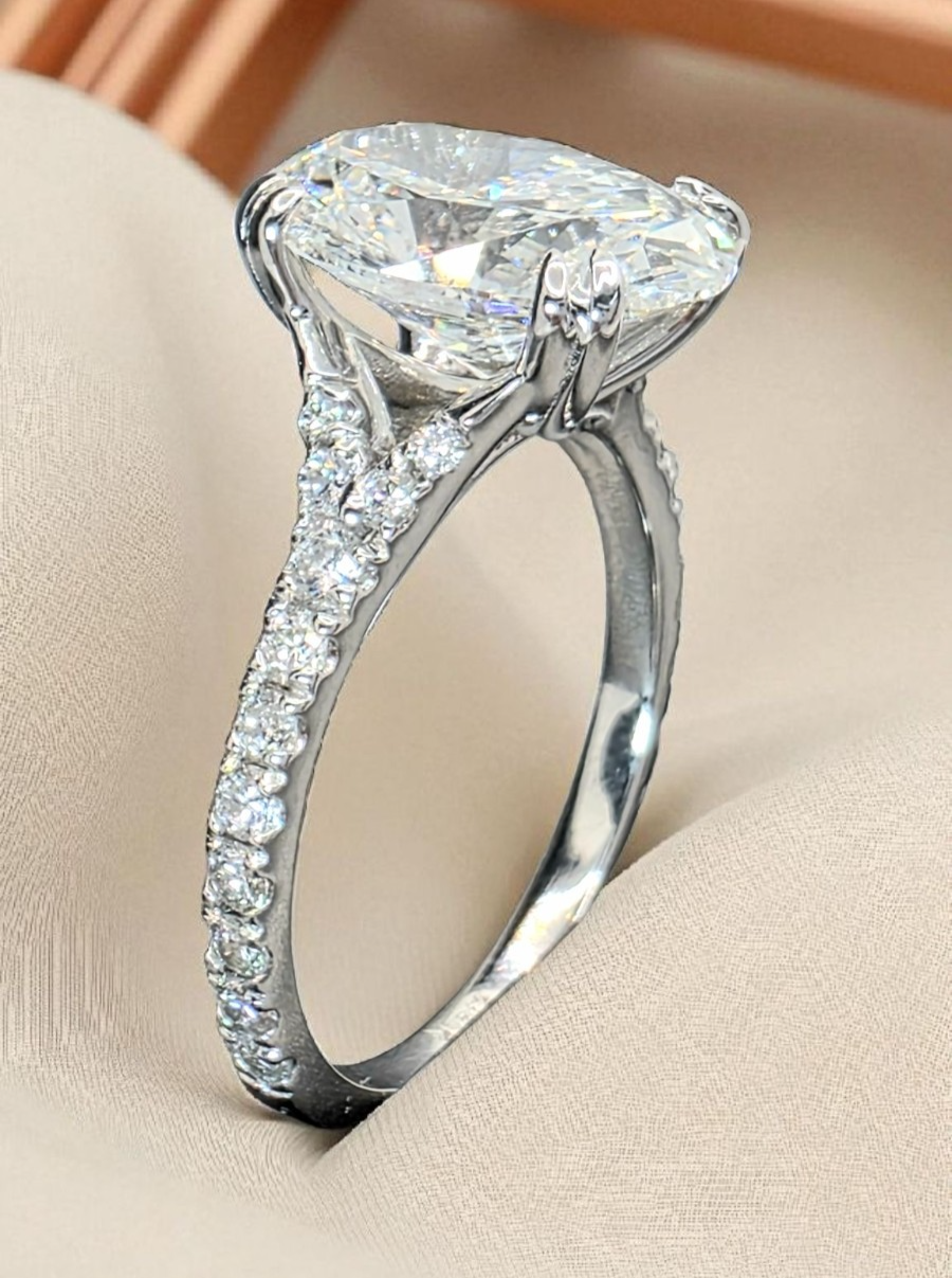 3.40 Ct E VS1 Oval Lab Grown Diamond Engagement Ring 14k White IGI Certified