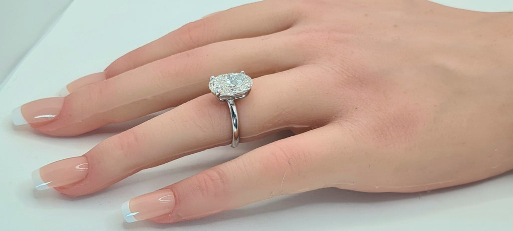 4.00 Ct D VS1 Oval Lab Grown Diamond Engagement Ring IGI Certified 14k White