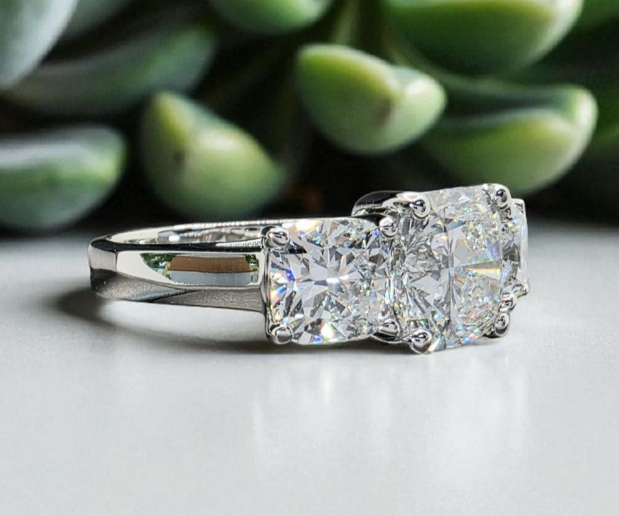 4.50 CT E VS1 Lab Grown Cushion Platinum Diamond Engagement Ring IGI