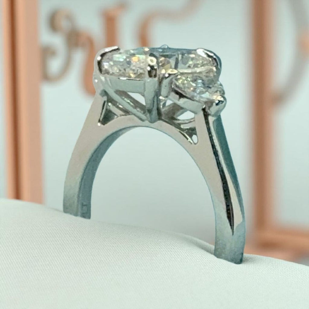 3.50 Ct D VS1 Oval Lab Grown Diamond 3 Stone Ring IGI Certified Platinum