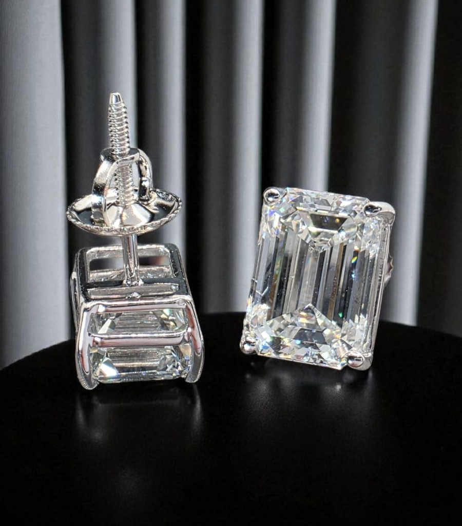 2 Ct Emerald Cut E VVS2 Lab Grown Diamond Stud Earrings 14K Gold IGI