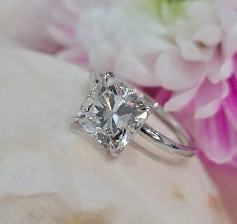 3.00 Ct E VS1 Cushion Cut IGI Certified Lab Grown Diamond Ring Set in Platinum