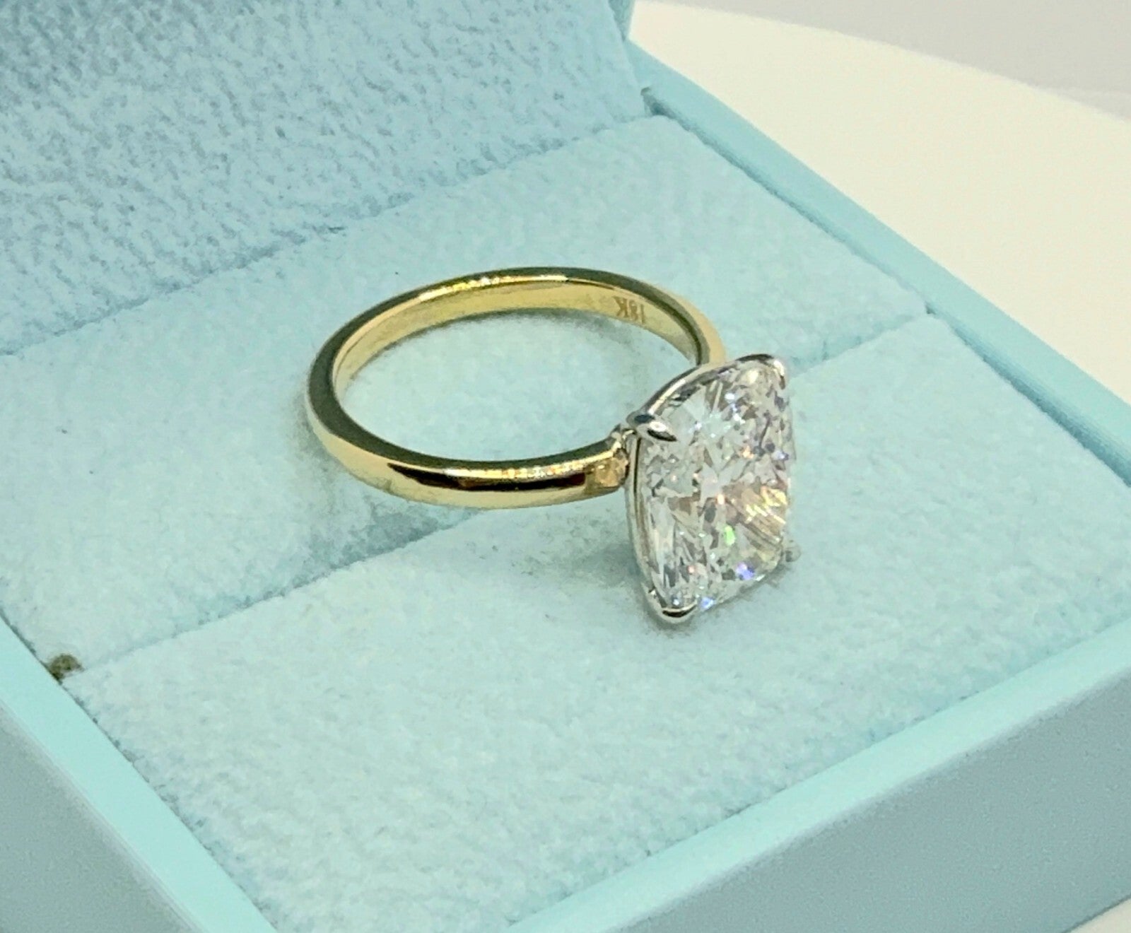 3.00 Carat Cushion E VS1 14k Yellow Lab Grown Diamond Ring IGI Certified