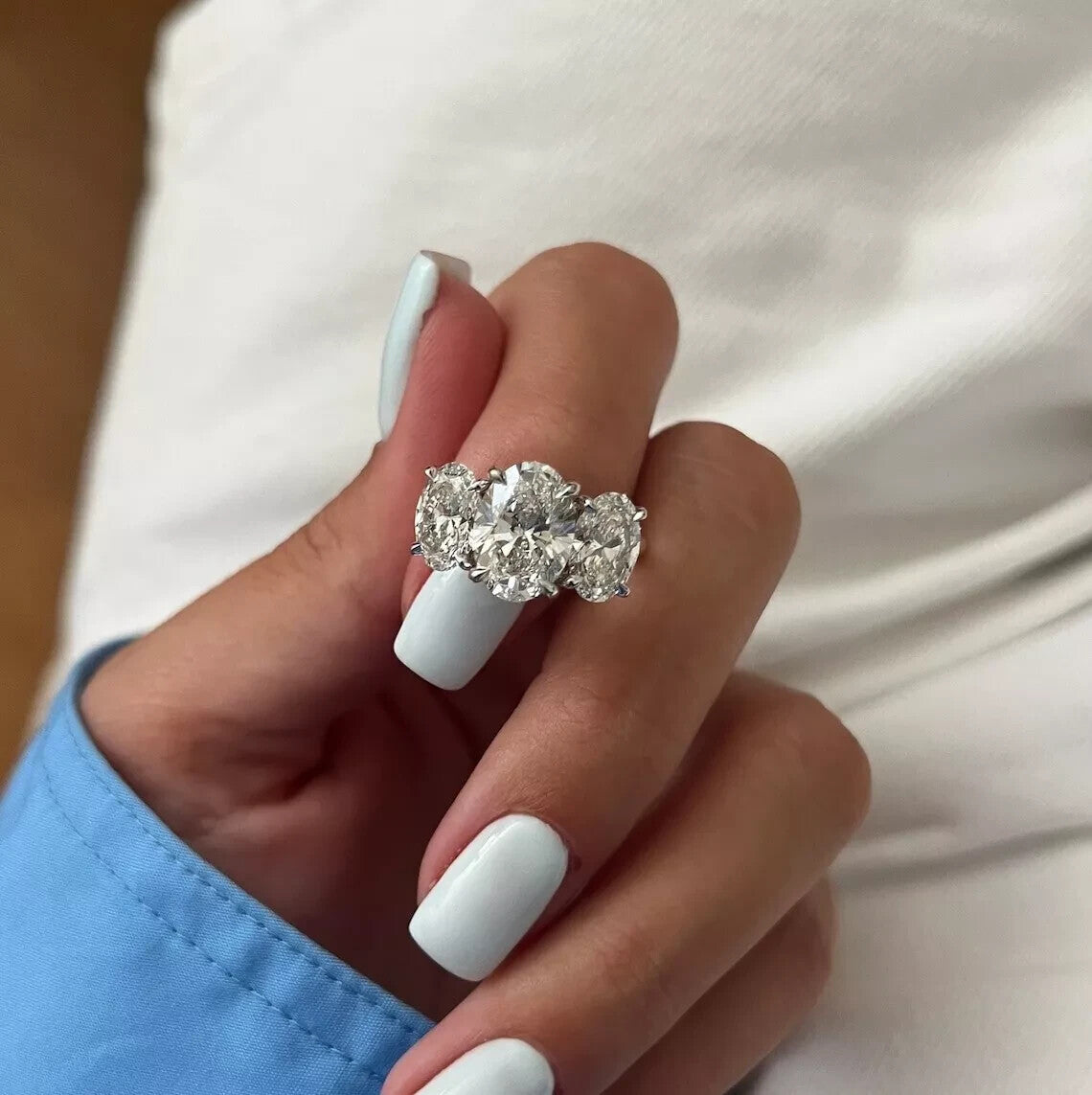 5.00 CT E VS1 Lab Grown Oval Cut Diamond Three Stone Engagement Ring IGI 14k