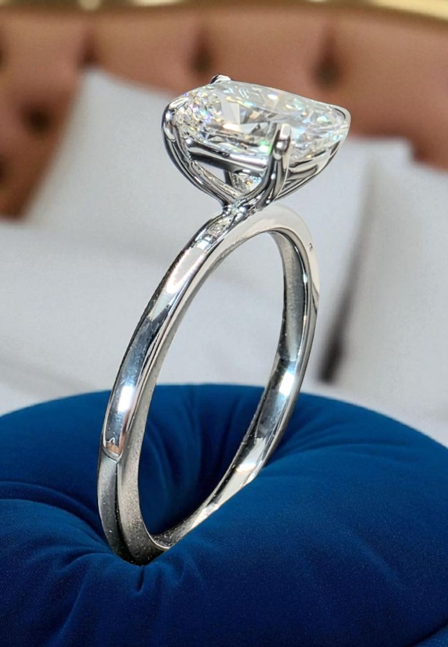 2.50 Ct E VS1 Cushion Cut Diamond Ring Lab Grown Diamond IGI Certified 14k Gold