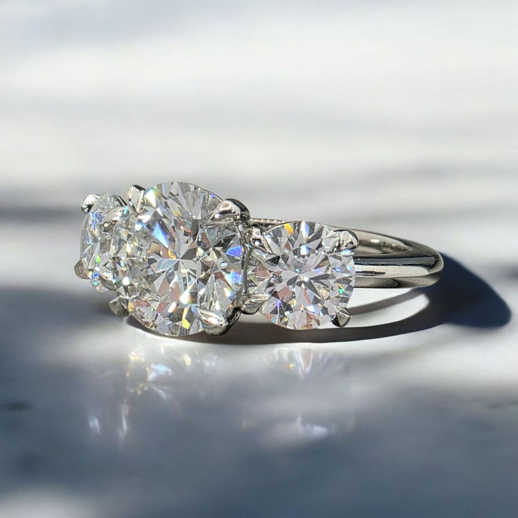 5.00 CT E VS1 Lab Grown Round Cut Diamond Three Stone Engagement Ring IGI Plat