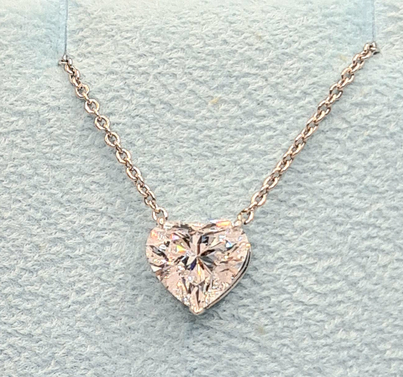 1.00 Ct D VS1 Lab Grown Heart Shaped Diamond Pendant 14k Gold IGI Certified