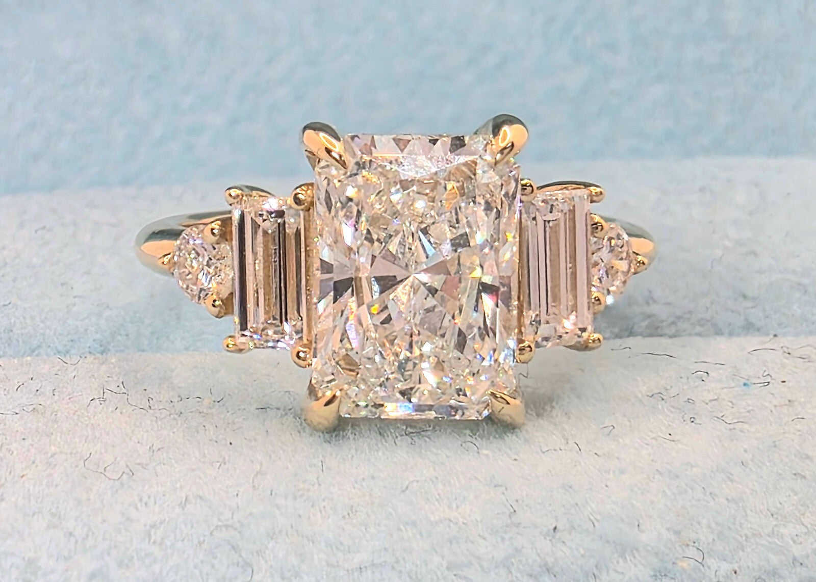 2.30 Ct Radiant E VS1 14k Yellow Gold Lab Grown Diamond Ring IGI Certified