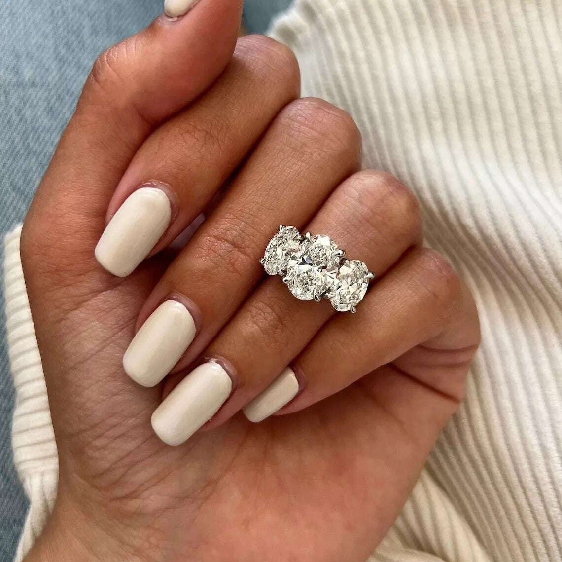 5.00 CT E VS1 Lab Grown Oval Cut Diamond Three Stone Engagement Ring IGI 14k