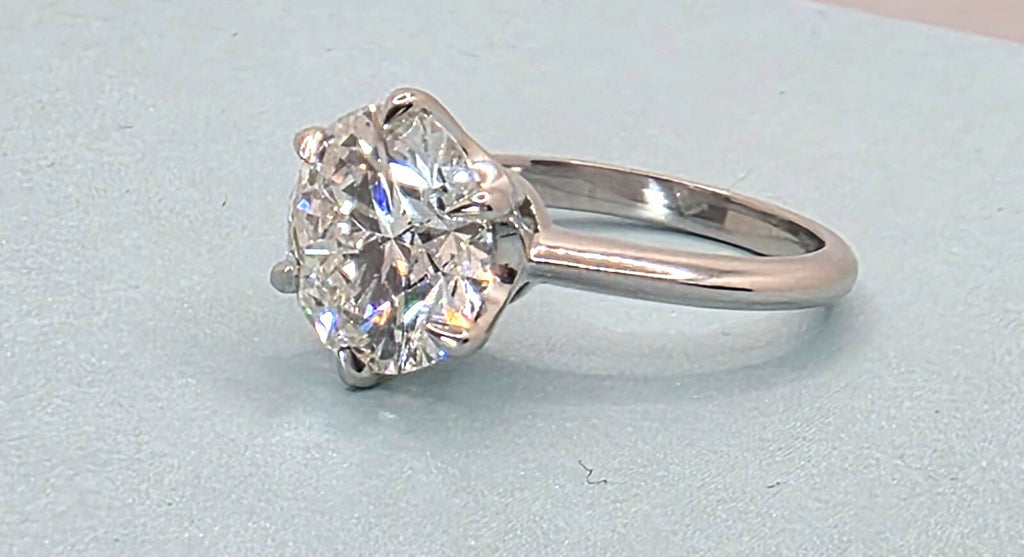 5.00 Ct F VVS2 Round Solitaire 14k White Lab Grown Diamond Ring IGI Certified