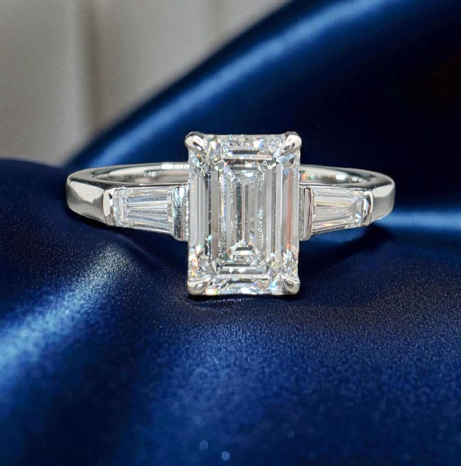 1.55 Ct GIA Authenticated E VS1 Lab Grown Emerald Cut Diamond Ring Platinum