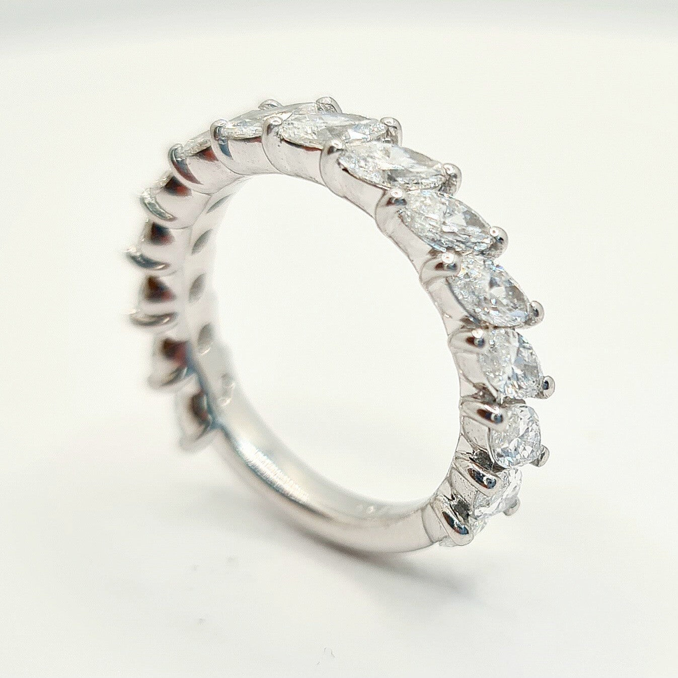 1.61 Ct E VS Round Lab Grown Marquise Diamond Band Set in 14k White Gold