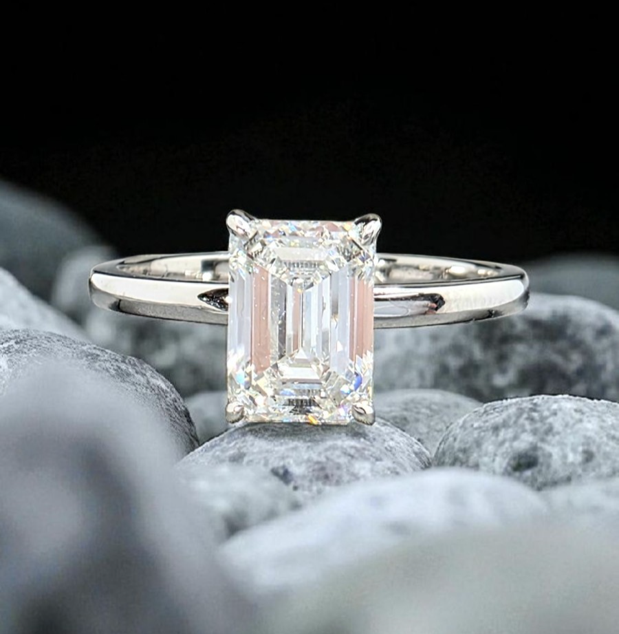 2.00 Ct Emerald Cut Diamond Ring D VS1 Lab Grown Diamond IGI Certified