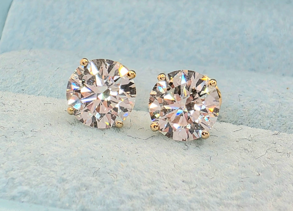 3.00 Carat IGI Certified E VS1 Lab Grown Diamond Stud Earrings 14K Yellow Gold