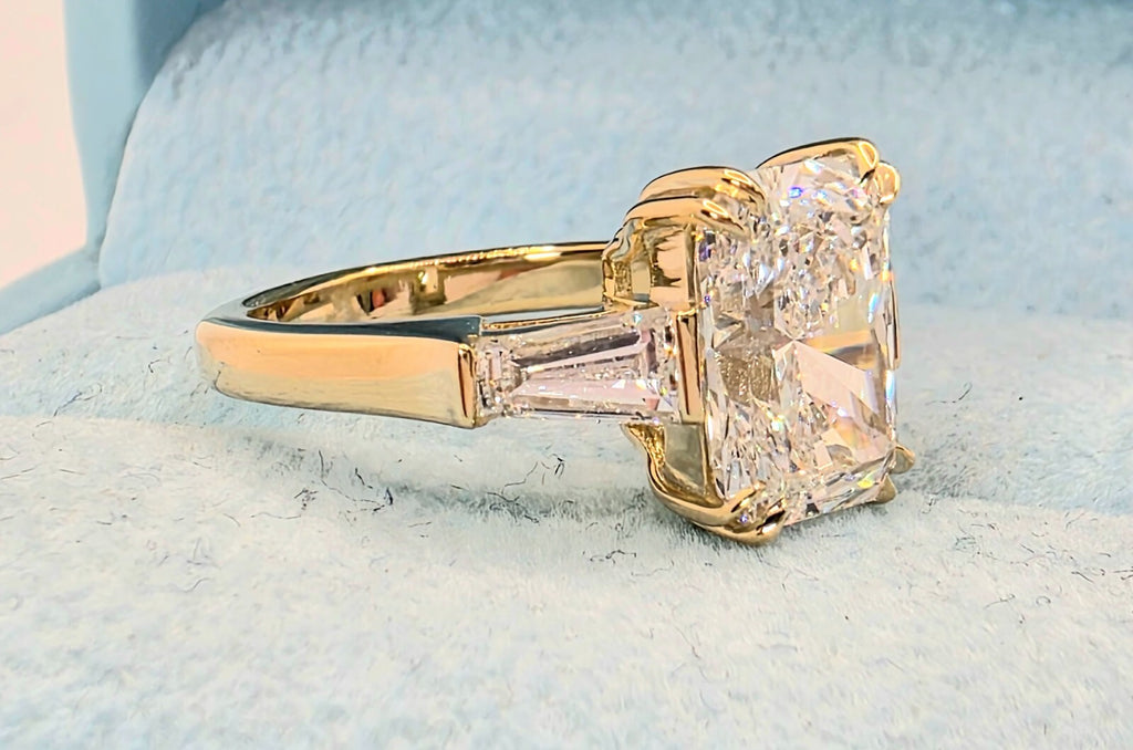 3.50 Ct D VS1 Radiant Lab Grown Diamond Ring IGI Certified 14k Yellow Gold
