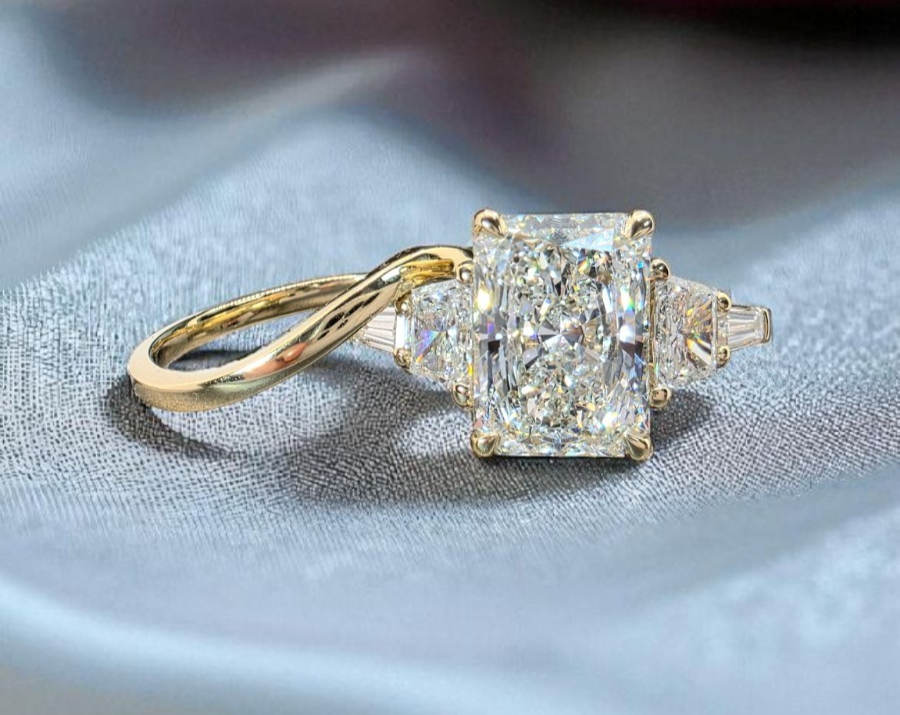 4.70 Ct E VS1 Radiant Lab Grown Diamond Ring IGI Certified 14k Gold W/ Band