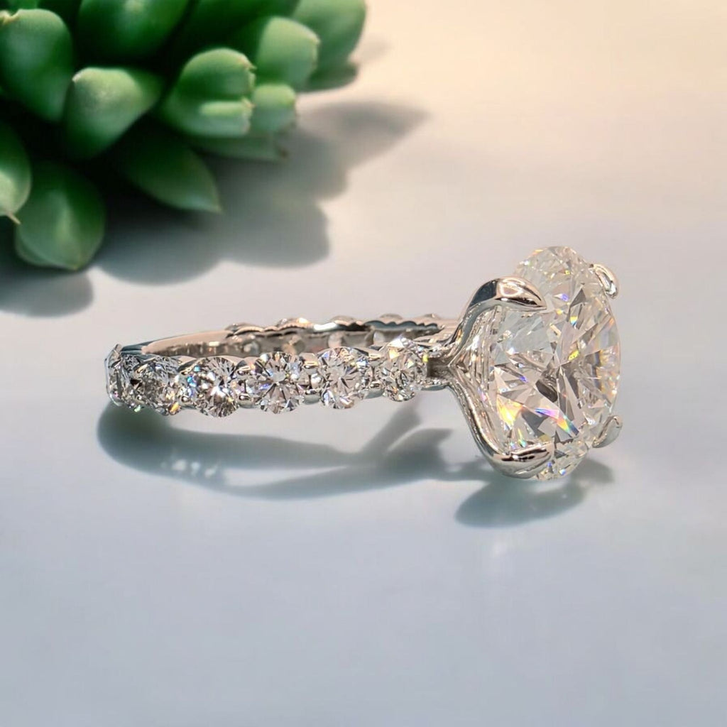 5.60 Ct D VS1 Round Diamond Engagement Ring IGI Certified Lab Grown 14k
