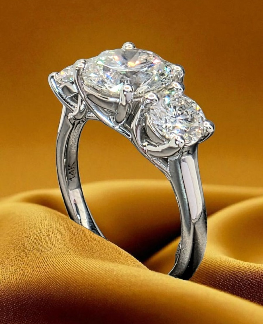 3.00 Ct D VS1 Lab Grown Round Cut Diamond Three Stone Engagement Ring IGI 14k