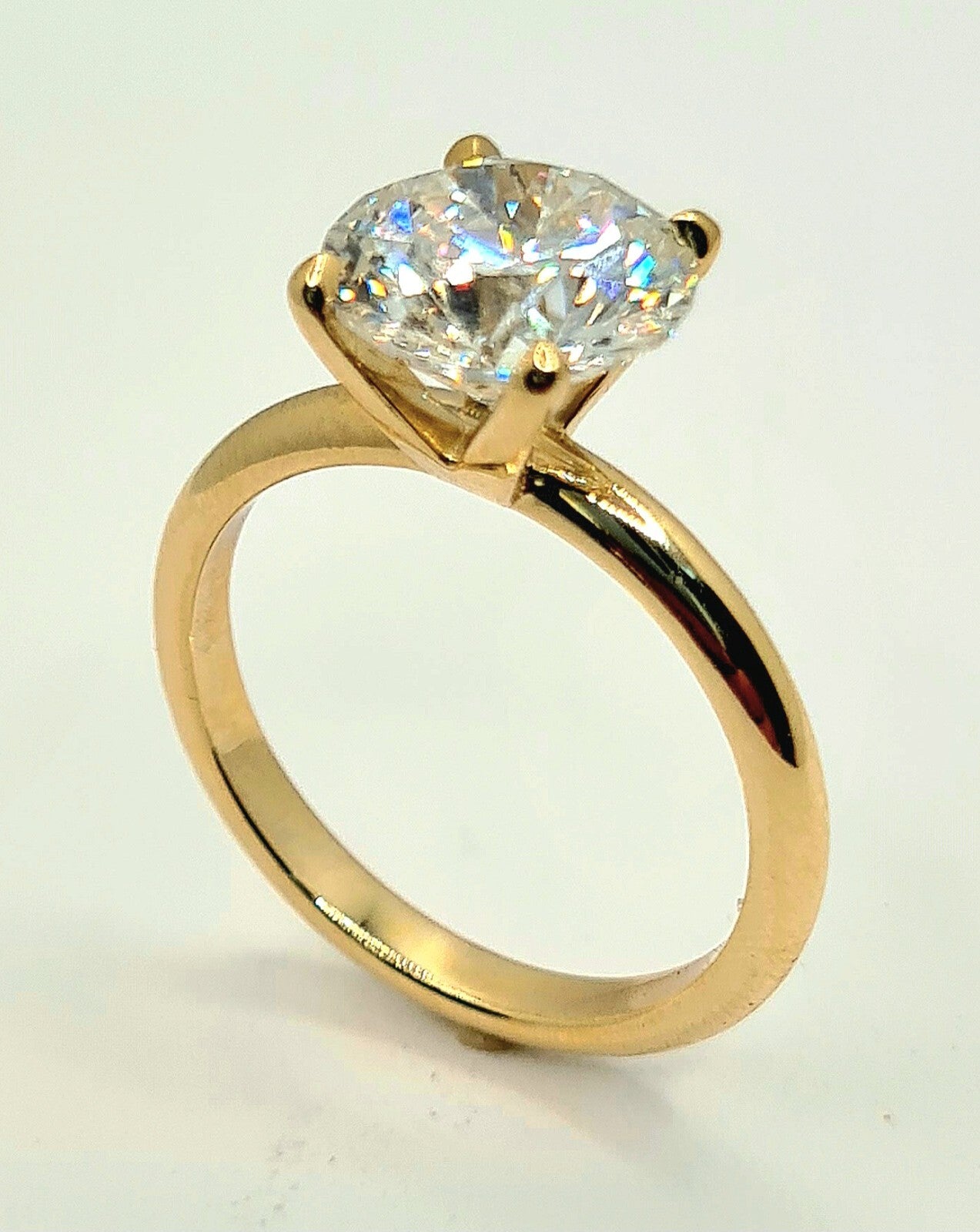 IGI Certified E VVS2 2.00 Carat Lab Grown Solitaire Diamond Ring 14K Yellow Gold