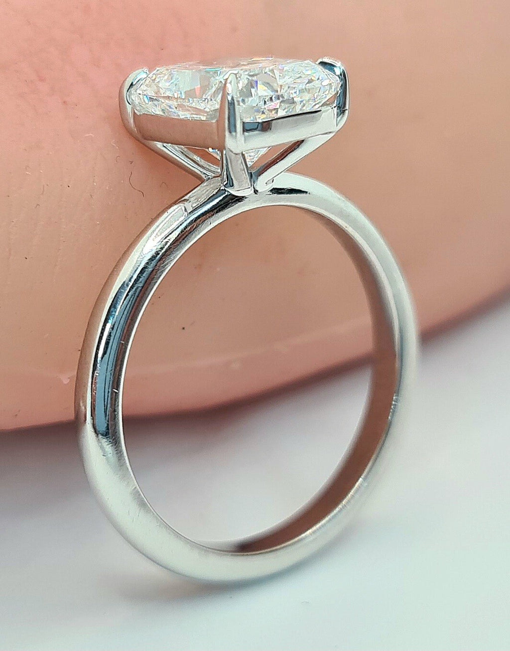 2.00 Ct Cushion D VVS2 Cushion Diamond Ring Lab Grown Diamond IGI Certified 14k