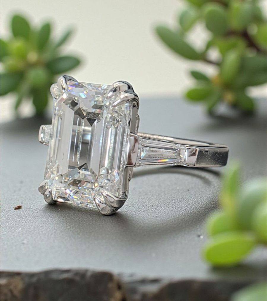 6.50 Ct E VS1 Emerald Cut Lab Grown Diamond Ring IGI Certified Platinum GIA Auth