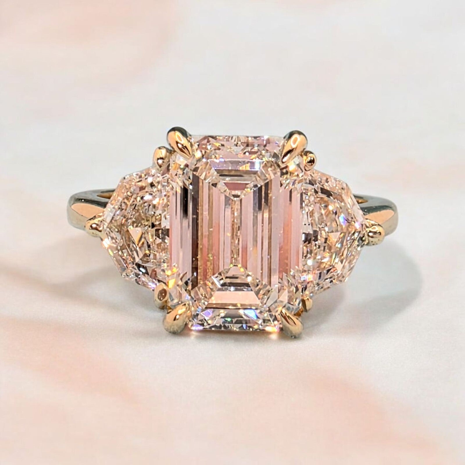 4.00 Ct Emerald Cut D VS1 14k Yellow Gold Lab Grown Diamond Ring IGI Certified