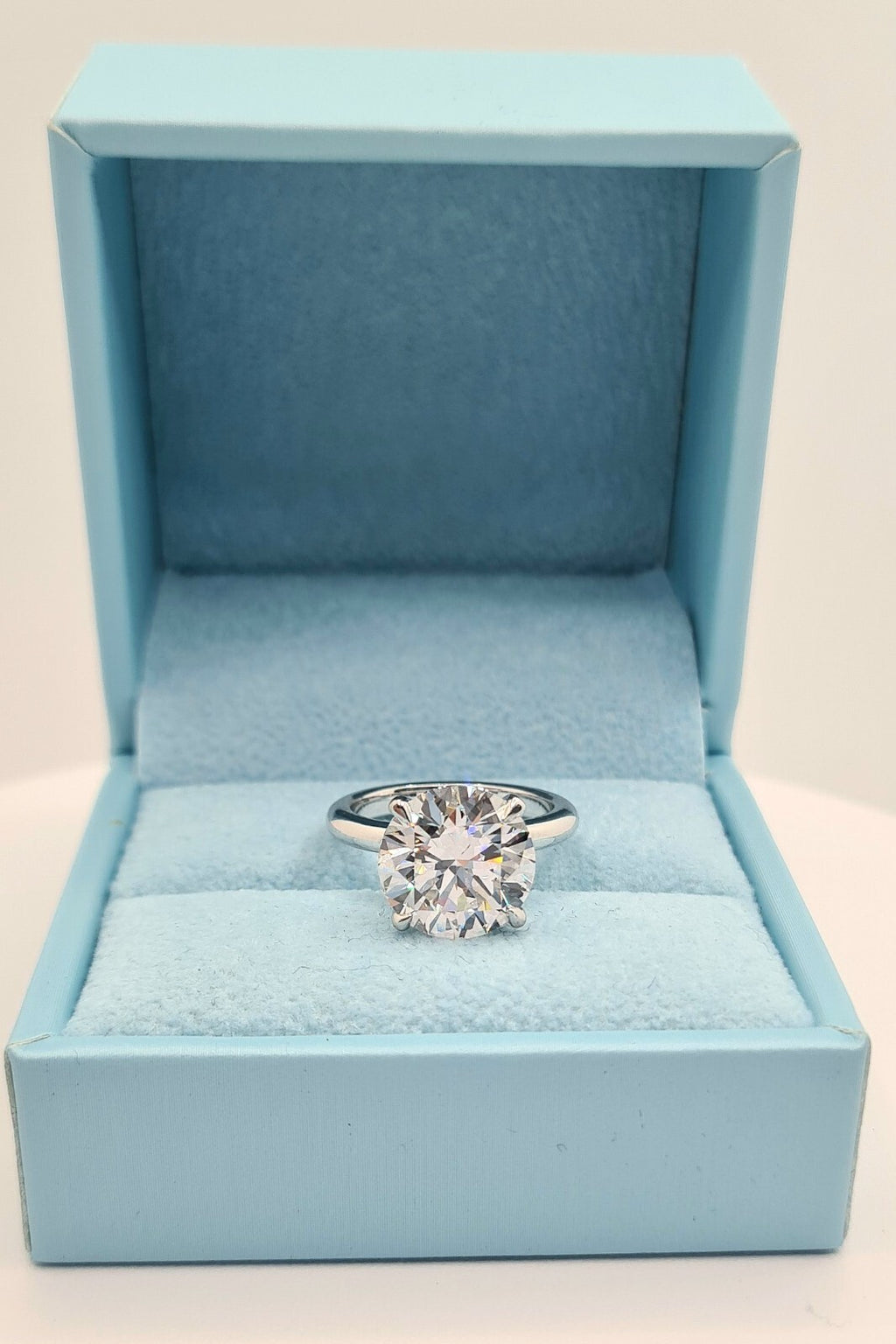 6.00 Carat Round Solitaire Platinum Lab Grown Diamond Ring IGI Certified G VS1