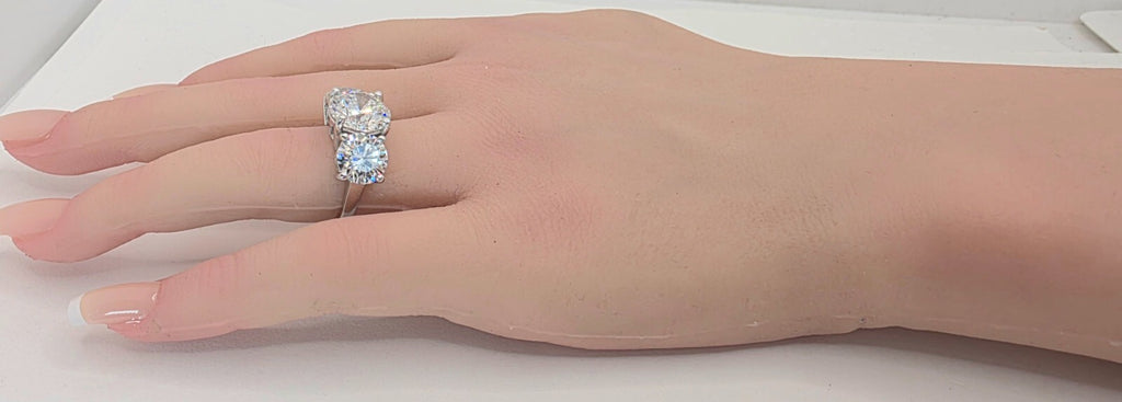 10.00 Carat Round Diamond Three 3 Stone Ring IGI Certified Lab Grown 14k White