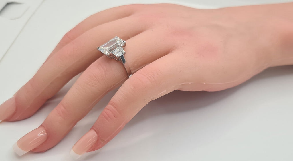 3.50 Carat E VS1 Platinum Emerald Cut Lab Grown Diamond Ring IGI Certified